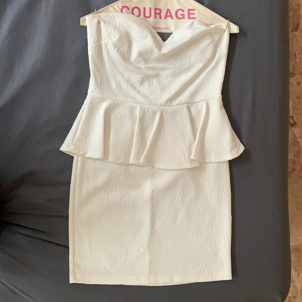 Peplum strapless dress